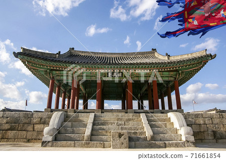 Suwon Hwaseong Fortress Outing 71661854