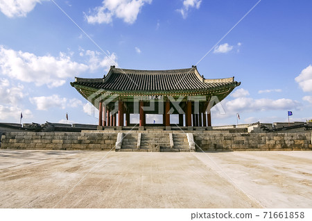 Suwon Hwaseong Fortress Outing 71661858