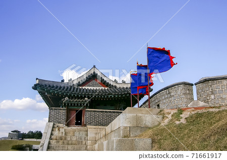 Suwon Hwaseong Fortress Outing Suwon Hwaseong Fortress Outing 71661917