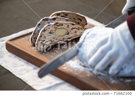 Bread images Bread images 71662100