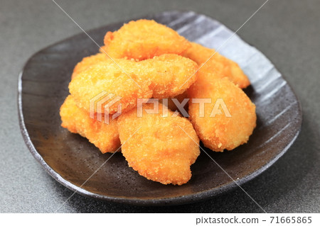 Delicious anglerfish fried 71665865