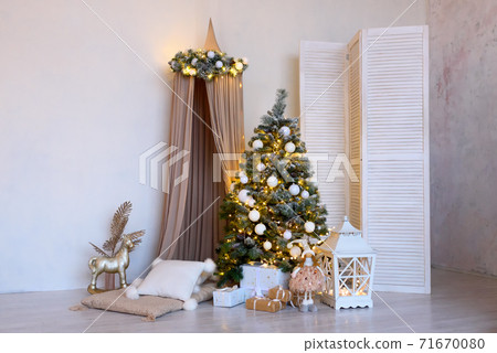 christmas tree and lamp interior loft 71670080