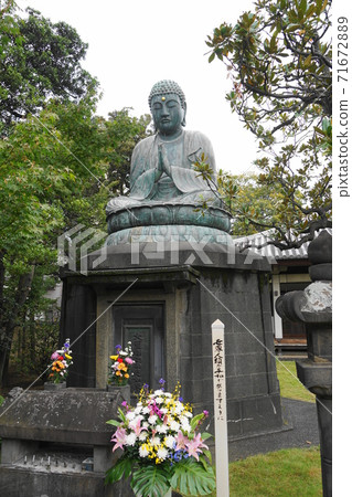 November Taito 144 Tennoji Daibutsu / Bronze Shaka Nyorai statue (Yanaka) 71672889