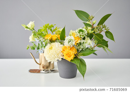 Bouquet 012. Finished flower arrangement in a vase for home. Flowers bunch, set for interior. Fresh cut flowers for decoration home. European floral shop. Delivery fresh cut flower. Bouquet 012. Finished flower arrangement in a vase for home. Flowers bunch, set for interior. Fresh cut flowers for decoration home. European floral shop. Delivery fresh cut flower. 71685069