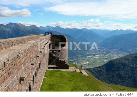 瑞士提契諾州Monte Tamaro Santa Maria Deli Angeli 瑞士提契諾州Monte Tamaro Santa Maria Deli Angeli 71685444