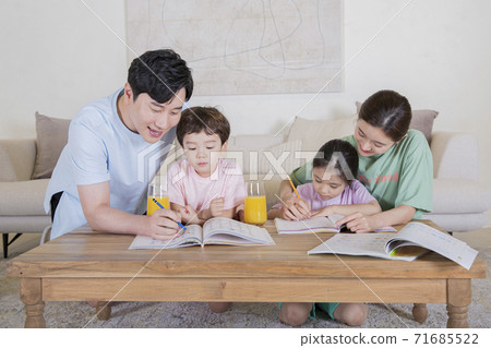 Concept of friendly family, happy family enjoying summer vacation at home 258 Concept of friendly family, happy family enjoying summer vacation at home 258 71685522