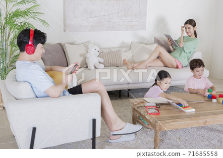 Concept of friendly family, happy family enjoying summer vacation at home 288 71685558