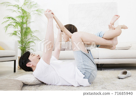 Concept of friendly family, Loving father and cute son 028 Concept of friendly family, Loving father and cute son 028 71685940