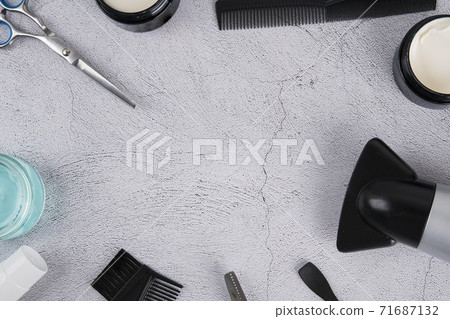 Shaving razors, brush and foam object 099 71687132