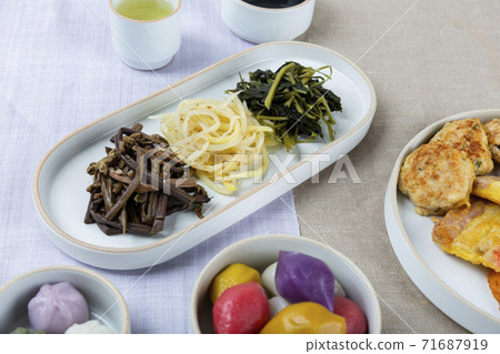 Different foods ingredients of Korean Thanksgiving day 078 71687919