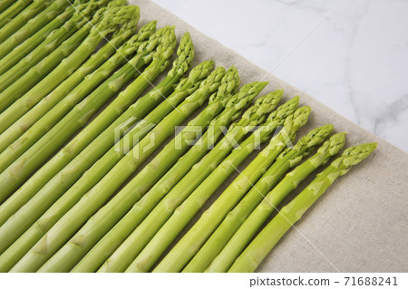Close up of fresh green asparagus 123 71688241