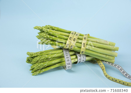 Close up of fresh green asparagus 159 71688340