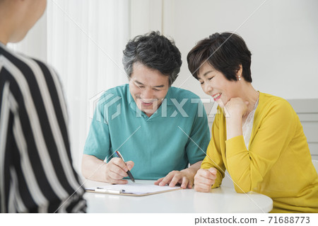 Happiness people lifestyle, Asian senior couple 117 Happiness people lifestyle, Asian senior couple 117 71688773