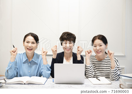 Happiness people lifestyle, smiling active senior ladies 103 71690003