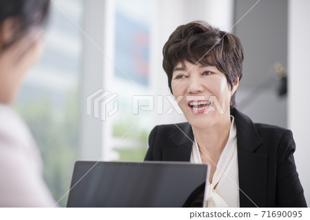 Happiness people lifestyle, senior businesswoman in office 006 71690095