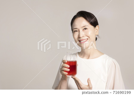 Happiness and healthy lifestyle, clean skin care natural beauty 025 Happiness and healthy lifestyle, clean skin care natural beauty 025 71690199