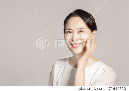Happiness and healthy lifestyle, clean skin care natural beauty 046 71690220