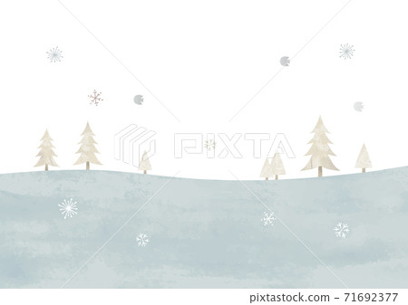 簡單的雪草甸和樹木 71692377