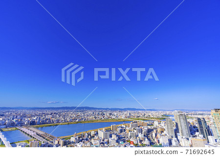 大阪北城市風光 71692645