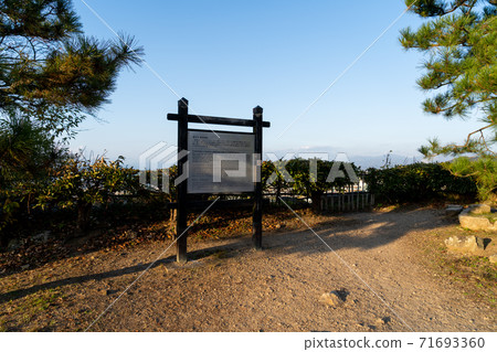 [滋賀縣]彥根城秋天 71693360