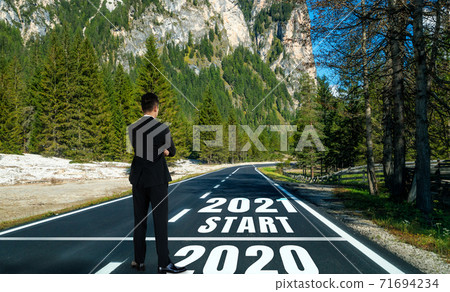 The 2021 New Year journey and future vision concept The 2021 New Year journey and future vision concept 71694234