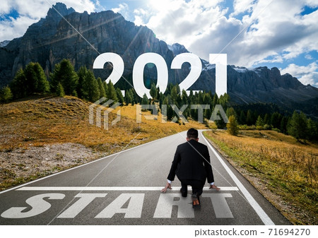 The 2021 New Year journey and future vision concept The 2021 New Year journey and future vision concept 71694270