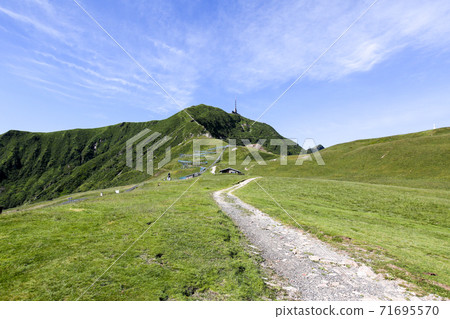 Hiking trail in Monte Tamaro Alp Foppa, Ticino, Switzerland 71695570