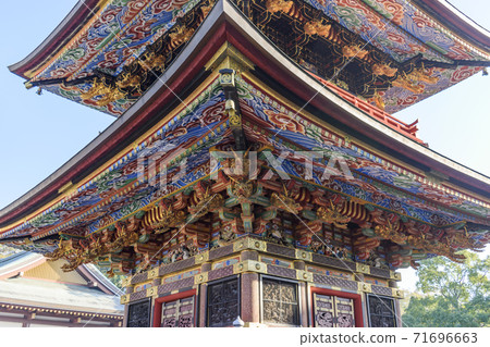 成田山新城寺三層驚人的龍雕塑和雲水water 成田山新城寺三層驚人的龍雕塑和雲水water 71696663