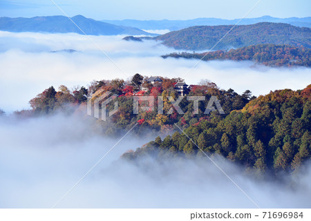 山城在天空6719 山城在天空6719 71696984