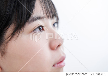 在日本初中女生的眼中 71698315