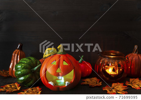 Halloween. Pumpkins glow in the dark. 71699395