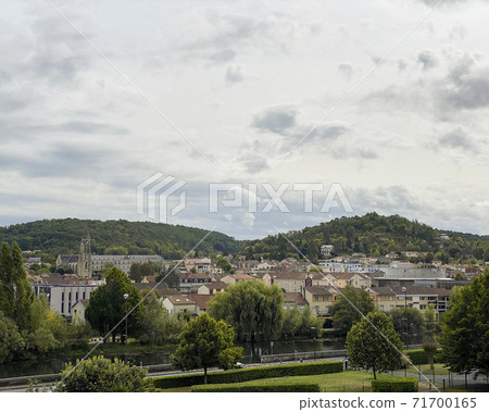 View over Perigueux View over Perigueux 71700165