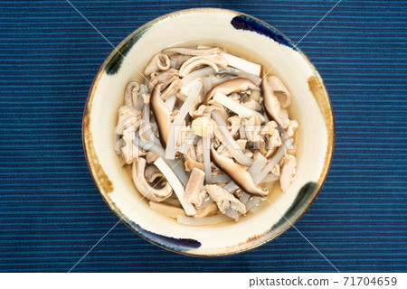 沖繩菜內容湯 沖繩菜內容湯 71704659