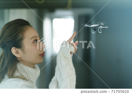 女性的日常生活 71705620