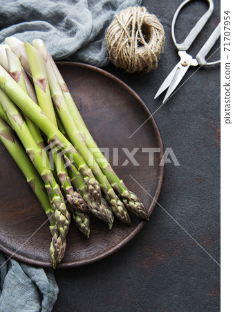 Fresh green asparagus Fresh green asparagus 71707954