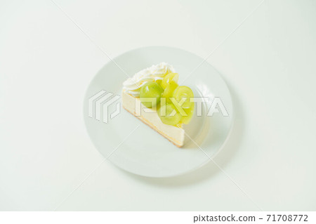 Muscat cake Muscat cake 71708772