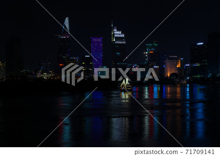 Night view of the Saigon River in Ho Chi Minh City, Vietnam 71709141