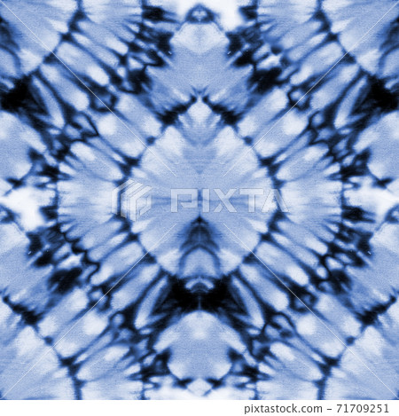Tie dye shibori seamless pattern. Watercolour abstract texture. 71709251