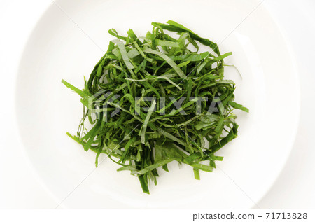 Chopped green perilla Chopped green perilla 71713828