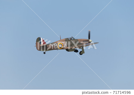 Hawker Hurricane Mk.IIC Takeoff Gear Up 71714596