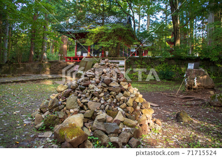 Hongu Shrine precincts Nikko autumn scenery Hongu Shrine precincts Nikko autumn scenery 71715524