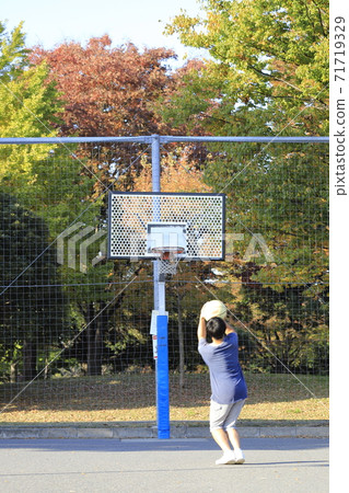Basket practice scene Basket practice scene 71719329