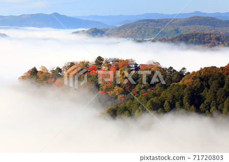 天空中的山城4871 天空中的山城4871 71720803