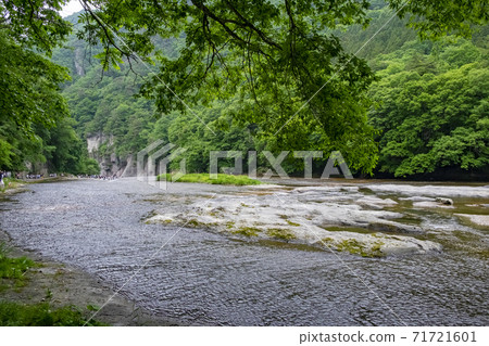 Fubuzuki waterfall Fubuzuki waterfall 71721601