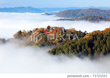 天空中的山城4745 71723351