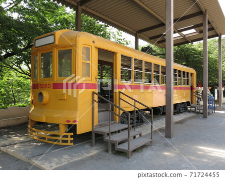 靜態存儲在明日香山公園內的Toden車輛(Toden 6080) 靜態存儲在明日香山公園內的Toden車輛(Toden 6080) 71724455