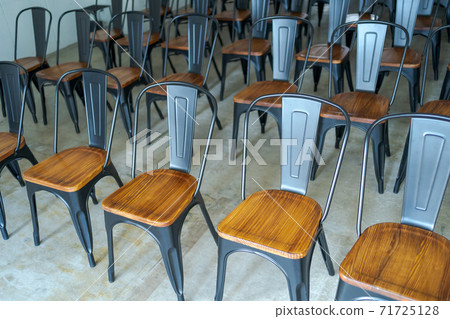 劇院式座椅佈局 71725128