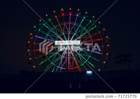 荒川遊樂園的新摩天輪照亮了多彩 71725770