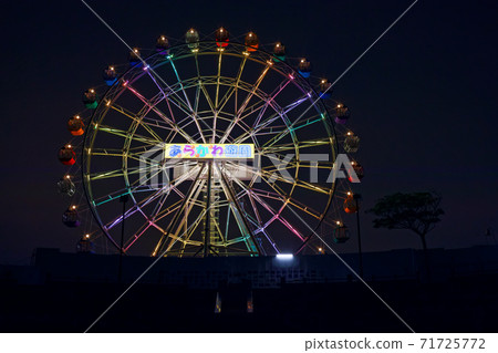荒川遊樂園的新摩天輪照亮了多彩 荒川遊樂園的新摩天輪照亮了多彩 71725772