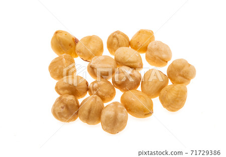 roasted hazelnuts isolated roasted hazelnuts isolated 71729386